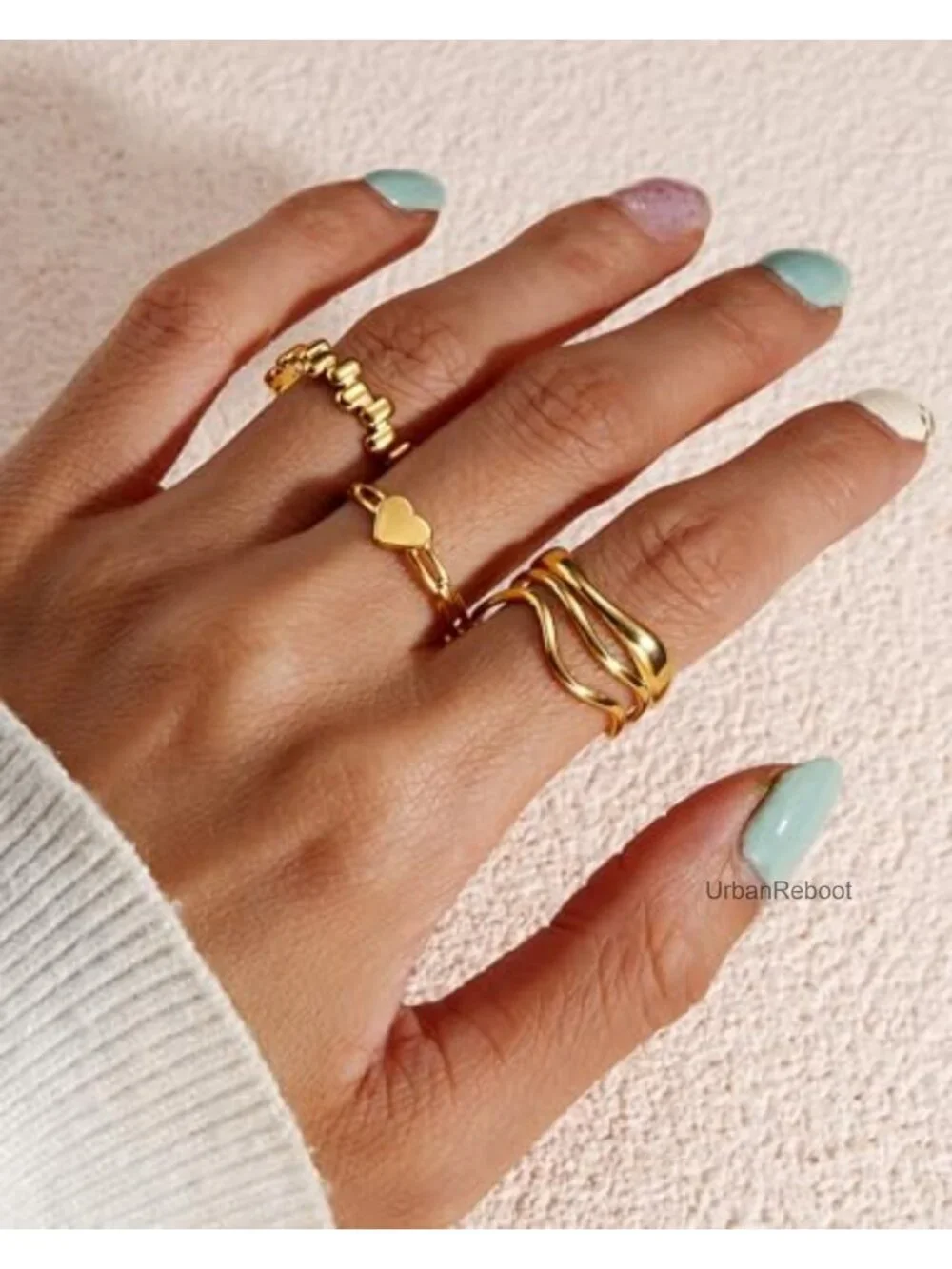 N/A set stackable